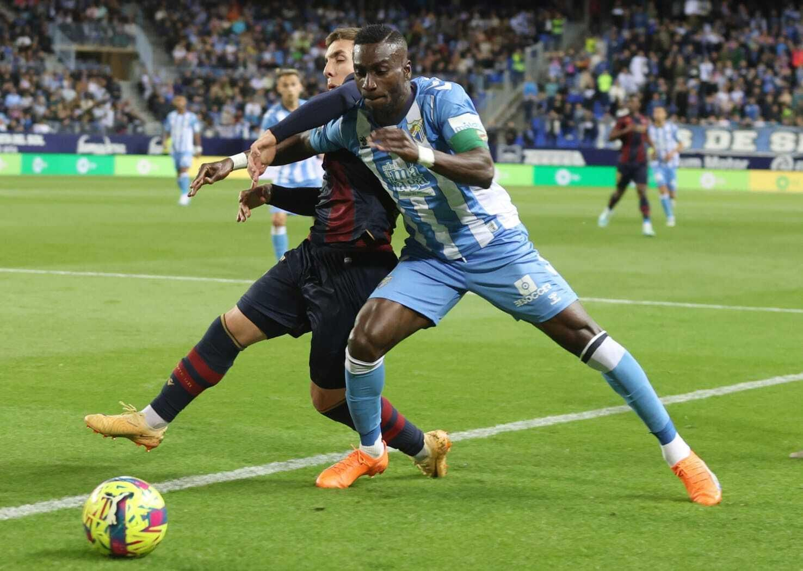 El Málaga-Levante, en fotos