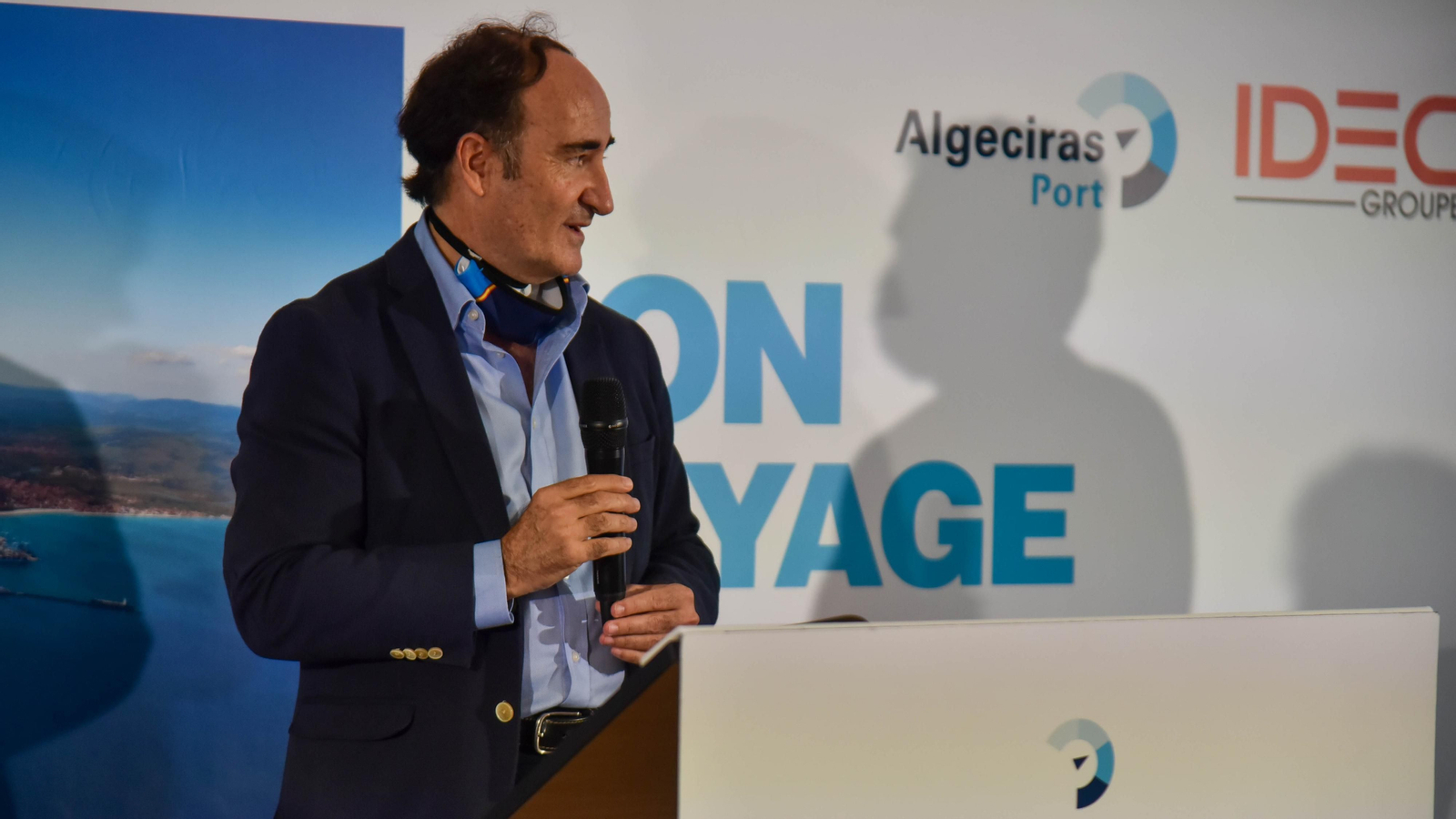 Las fotos del maxitrimaran y la presentación del puerto seco de Antequera
