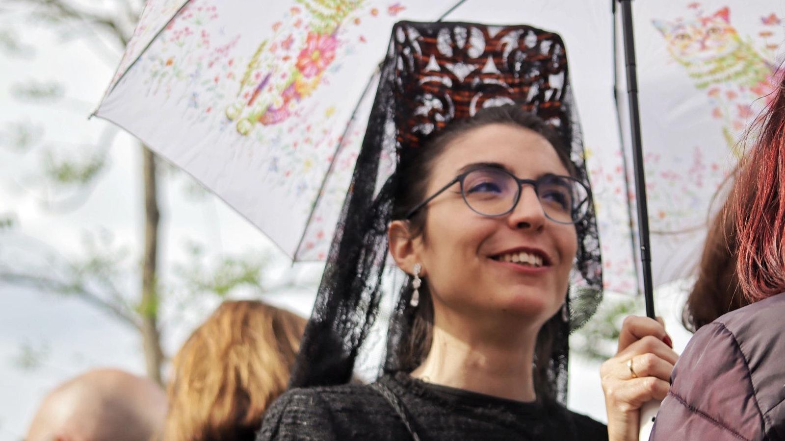 Estrella se vio sorprendida por la lluvia en su procesión.