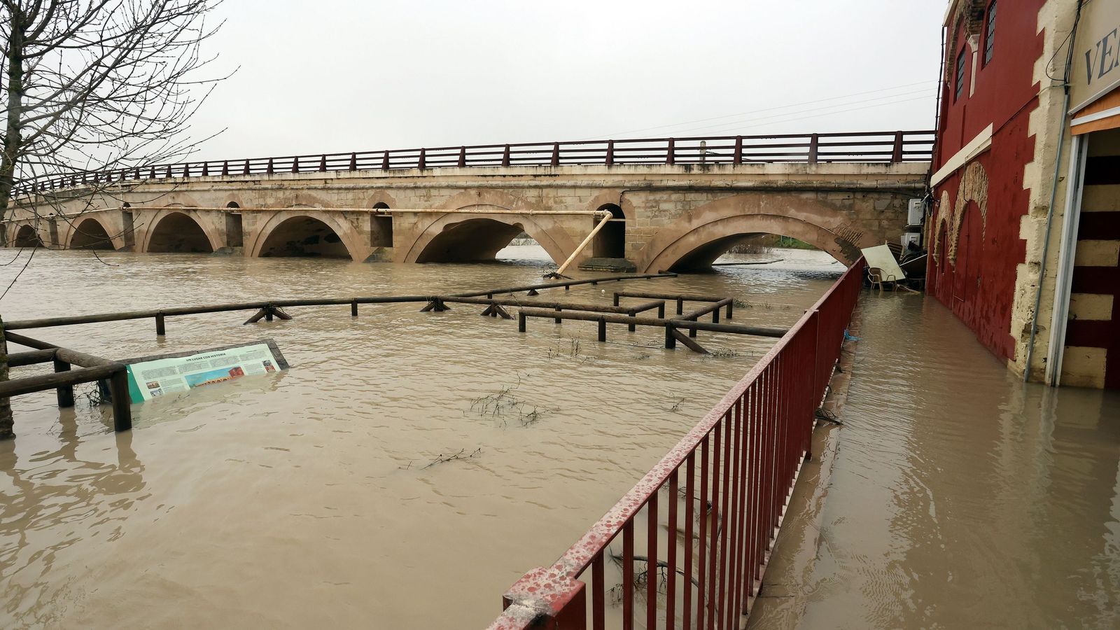 Vuelta a sus casa en La Ina, La Corta y El Portal