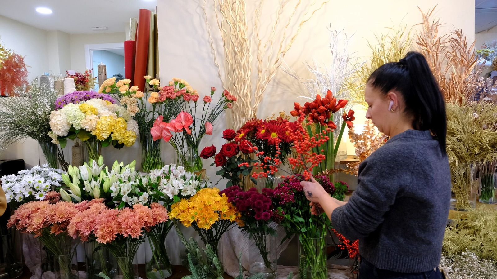 Aqui las flores están escogidas con mimo para cada creación; nada está puesto al azar
