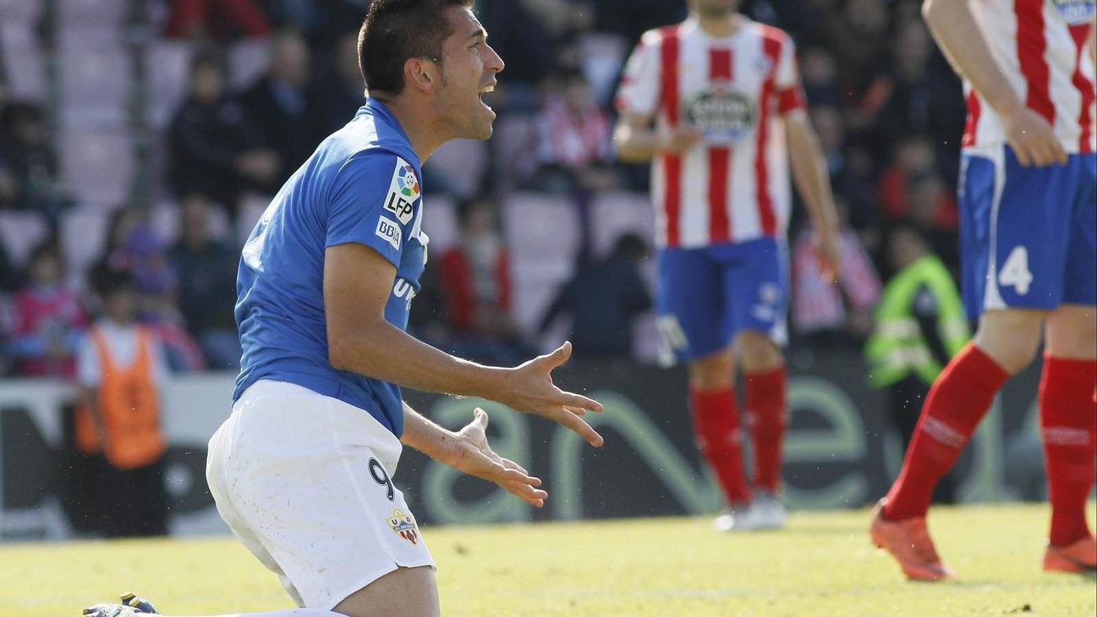 Charles contribuyó con 32 goles al ascenso de 2013