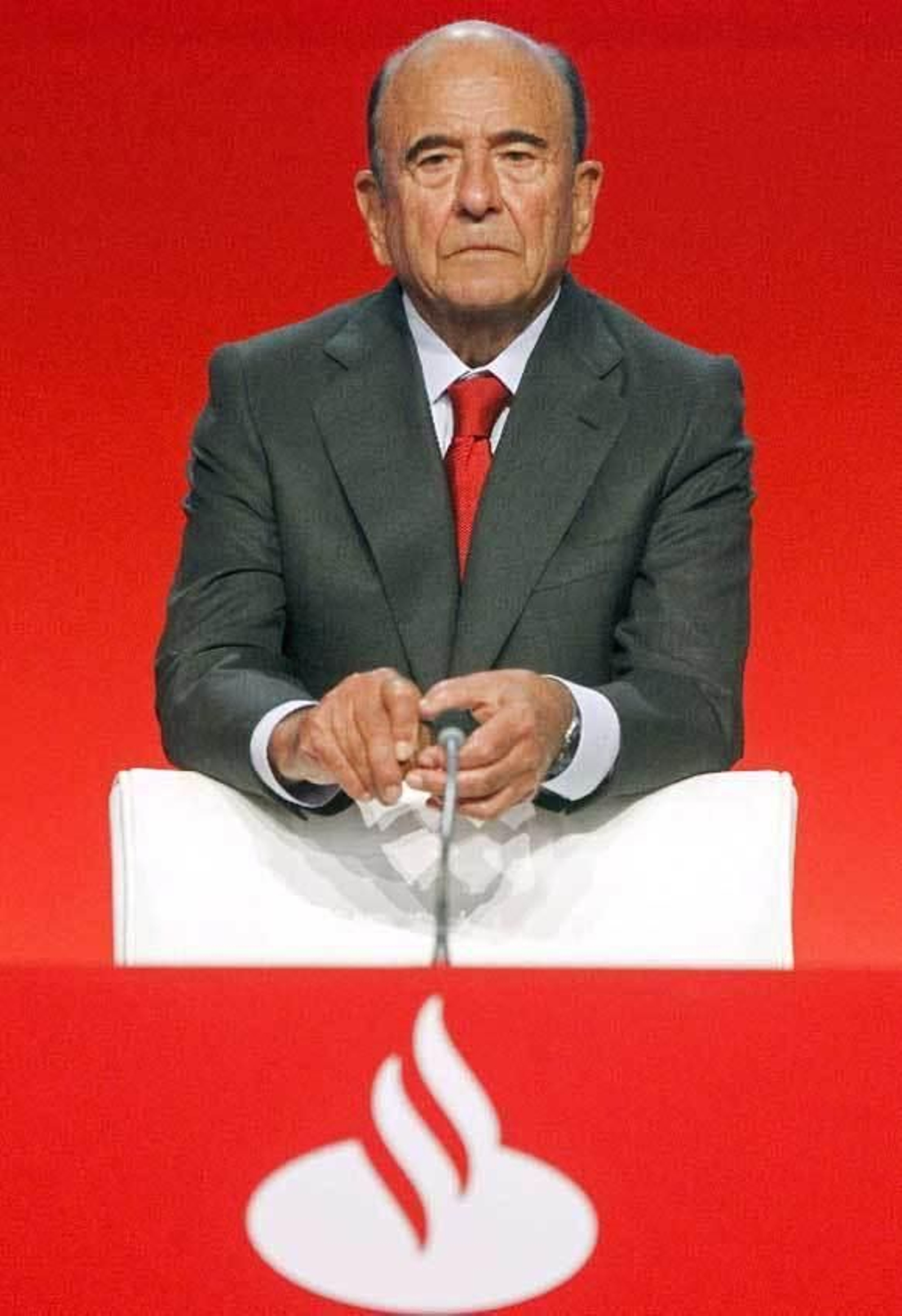 Políticos y empresarios coinciden: un pionero de la marca España en el mundo