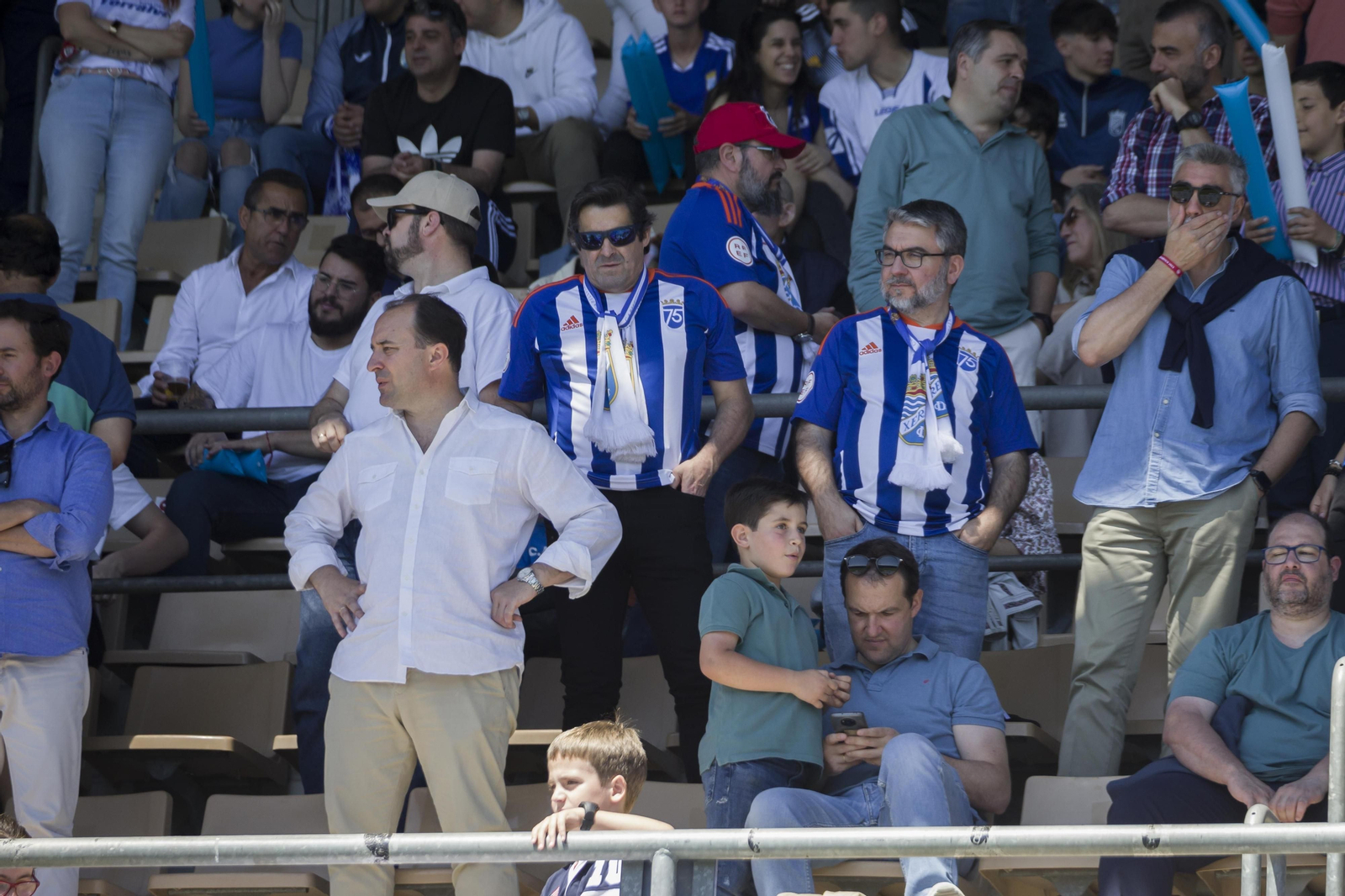 Pedro Pacheco viendo el Xerez CD - Atlético Espeleño en Chapín