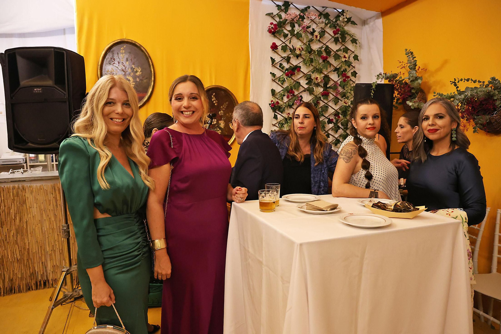 Imágenes de la noche del 'choquito frito' en la Feria de otoño y del Caballo de Huelva 2025