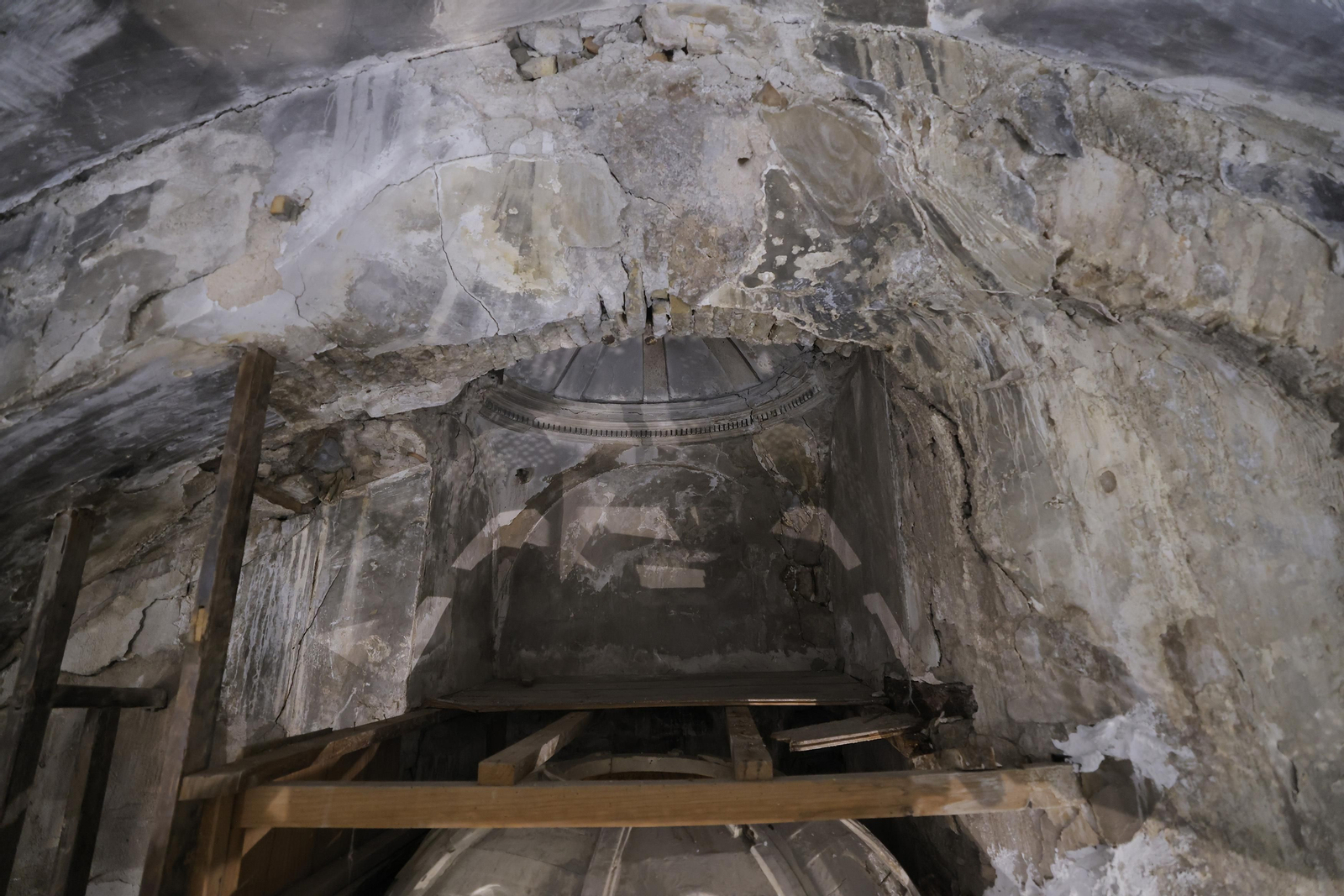 Las fotos de la restauración del retablo mayor de Santa María la Blanca