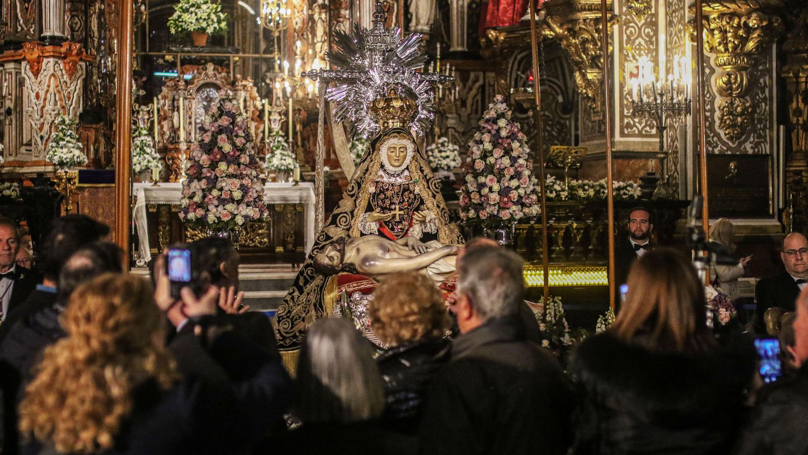 La Virgen de las Angustias, en veneración