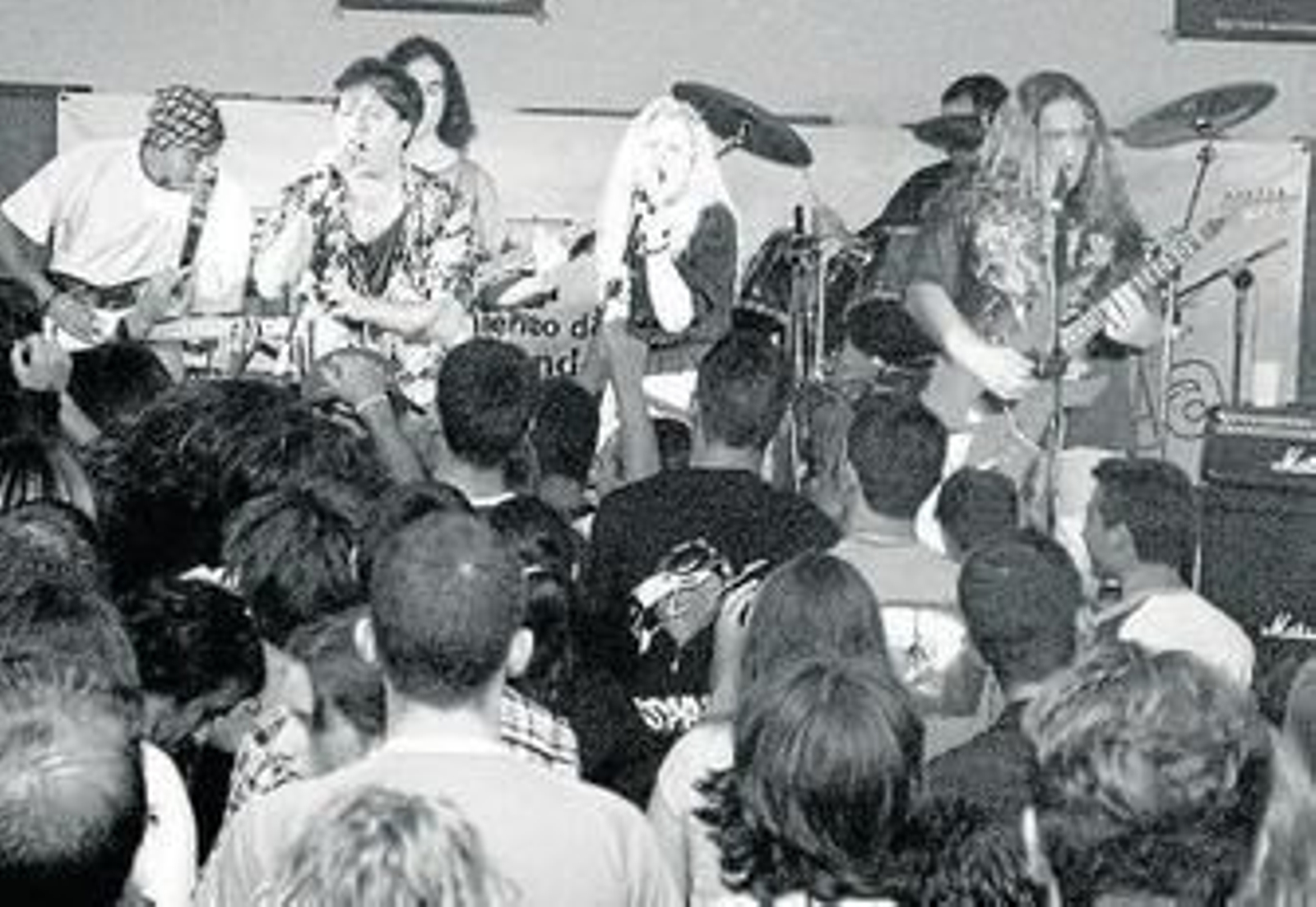 Huma, durante un concierto en San Fernando.