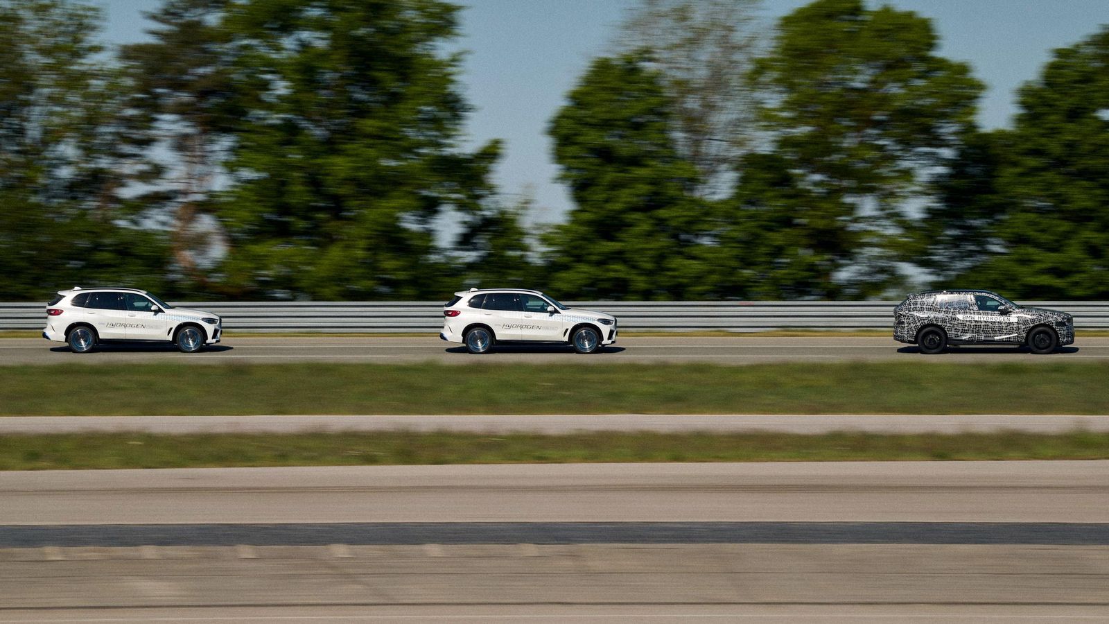 En el pasado, BMW ya desarrollo varios proyectos usando el hidrógeno como punto de partida; sin embargo, no llegarón a la producción en serie. Lo que sí parecer firme en esta ocasión.