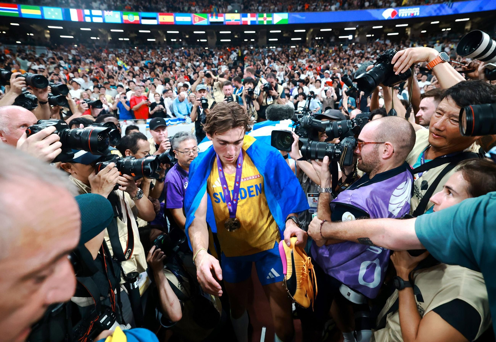 Las fotos del récord mundial de Duplantis y del resto de la jornada