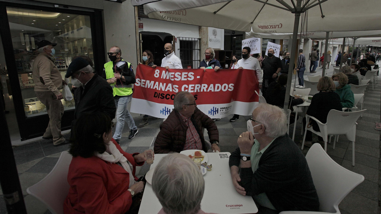 Fotos de la manifestación de la hostelería en Algeciras