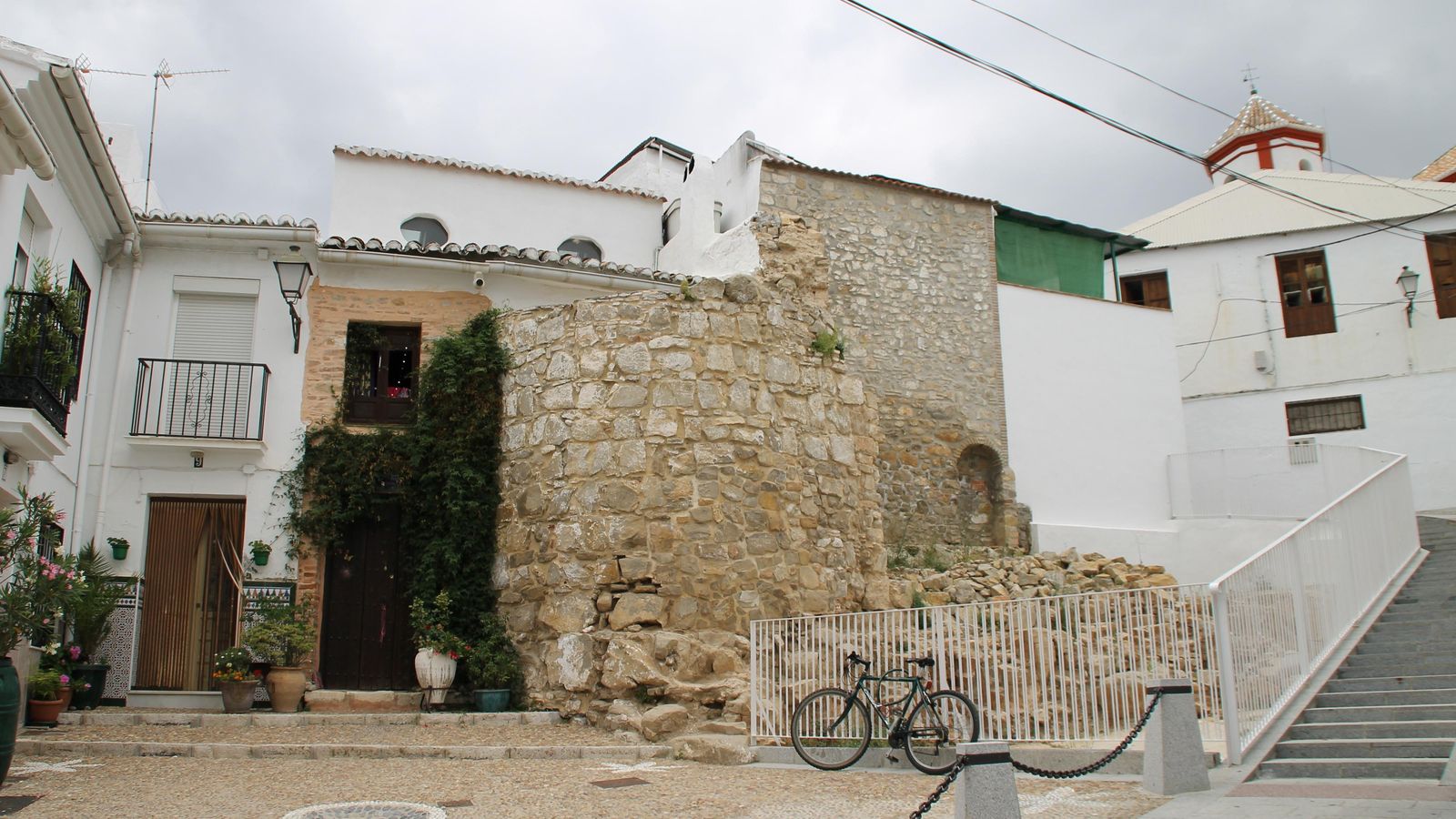 Lo que queda del torreón de María Sagredo.