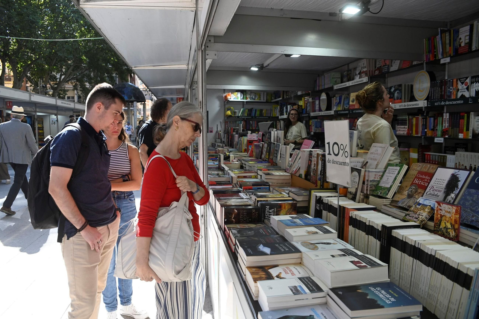 Las mejores imágenes de la inauguración de la Feria del Libro de Córdoba en su 50 aniversario