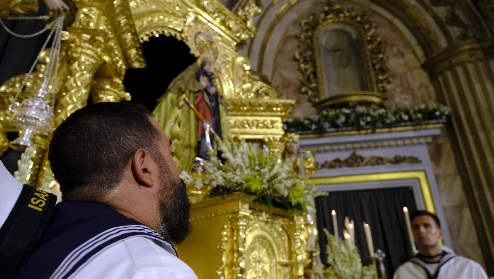 La ofrenda floral a la Virgen del Mar en la Feria de Almería 2025, en imágenes