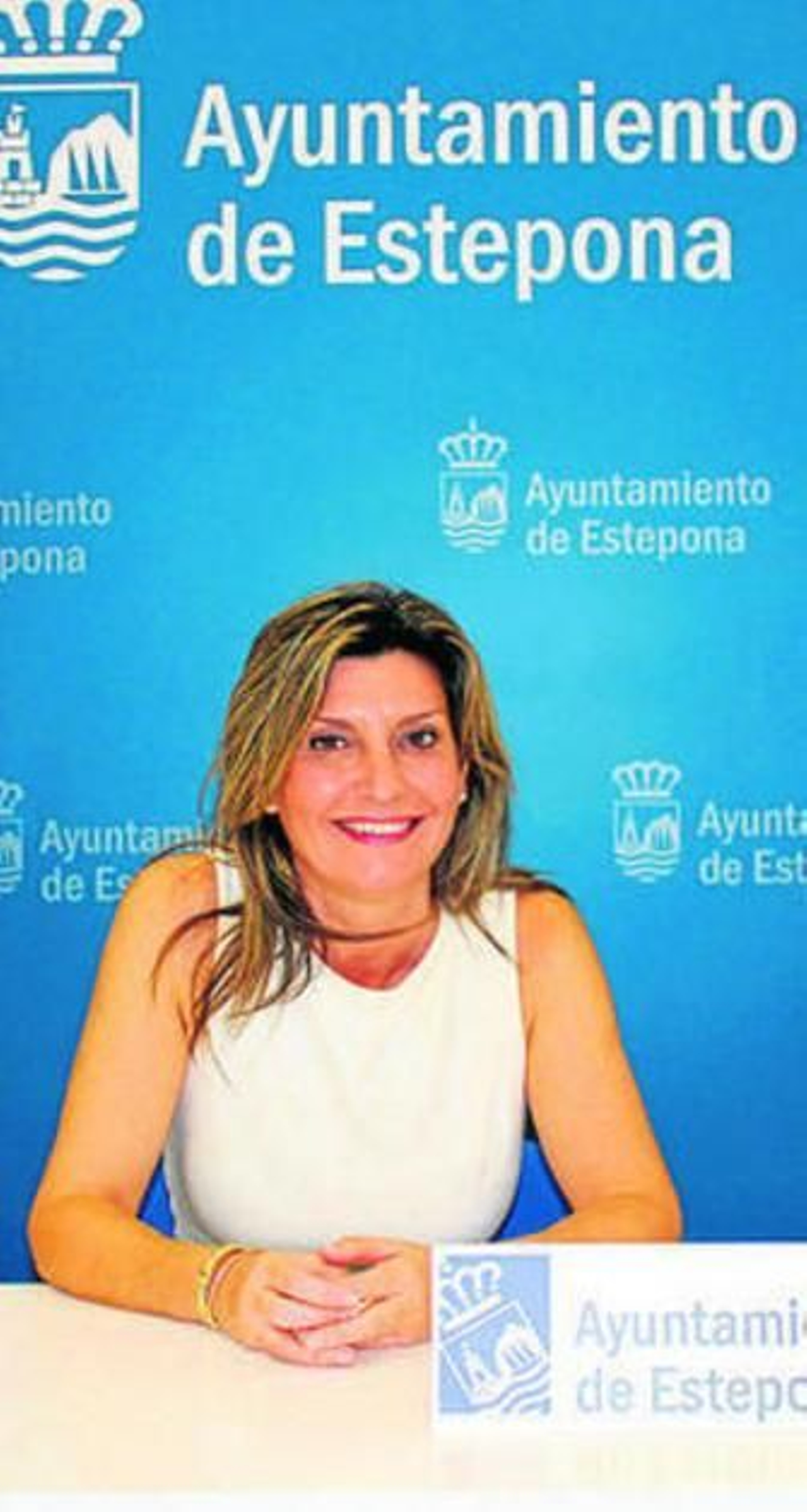 Ana Velasco.