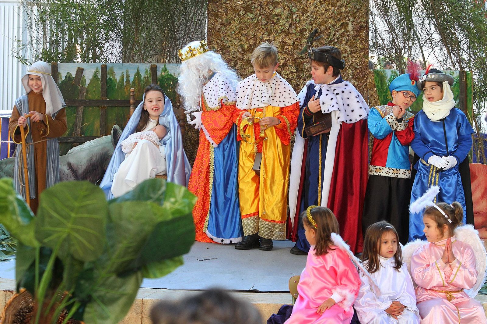 Imágenes del Belén viviente del Colegio María Inmaculada.