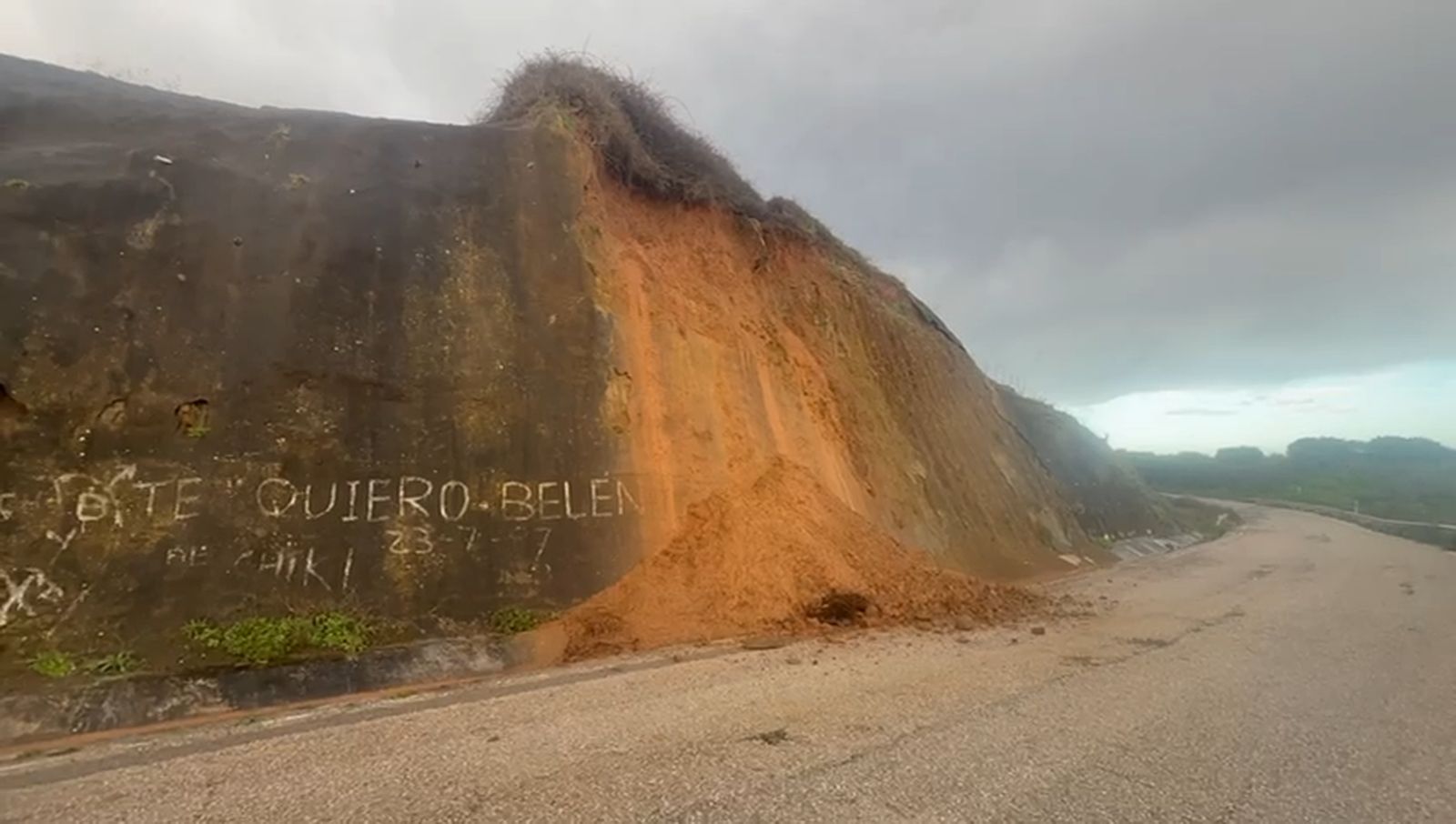 Talud caído en Algeciras.