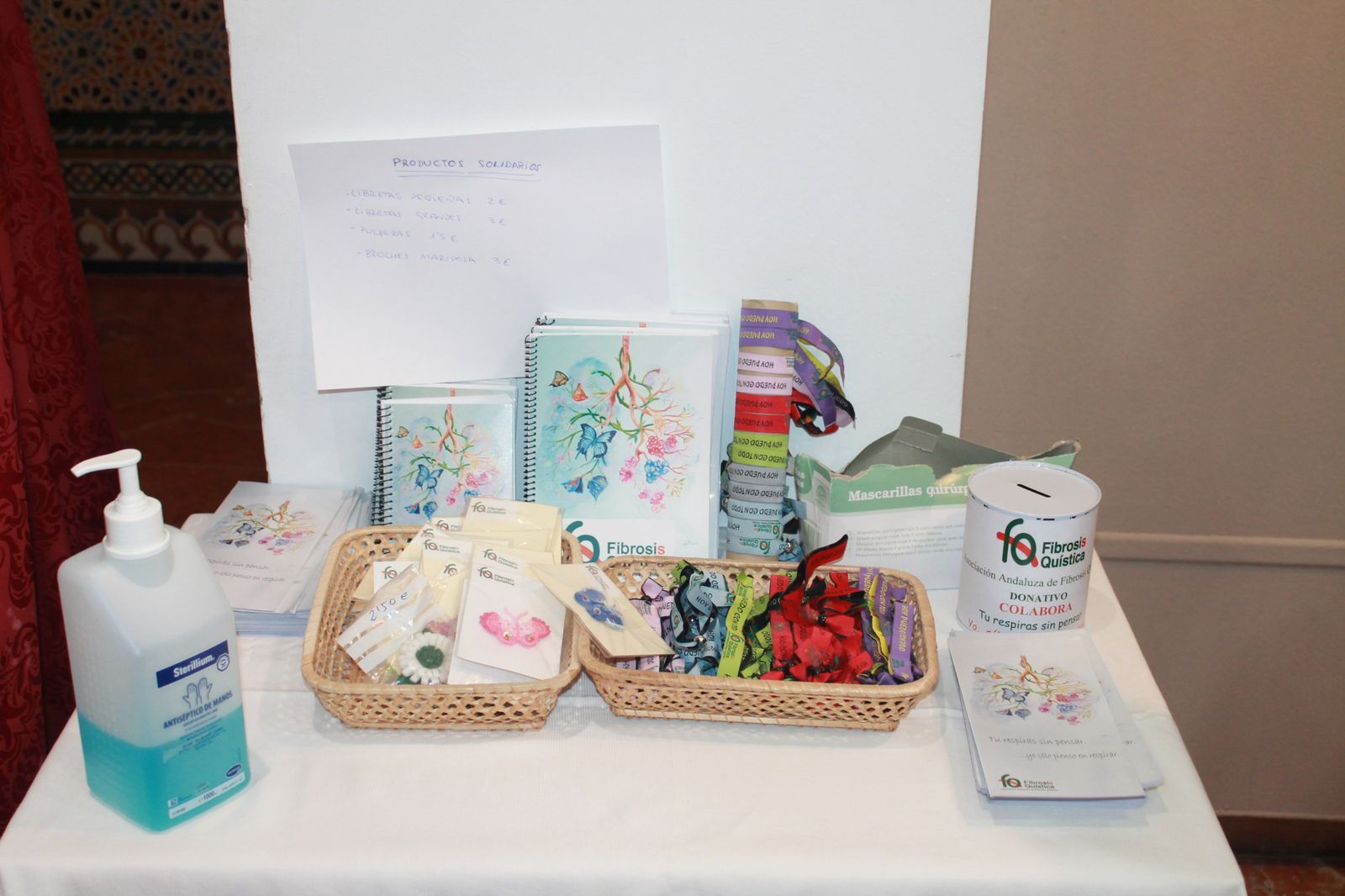 Exposición de pintura 'Respirarte', organizada por Asociación Andaluza de Fibrosis Quística