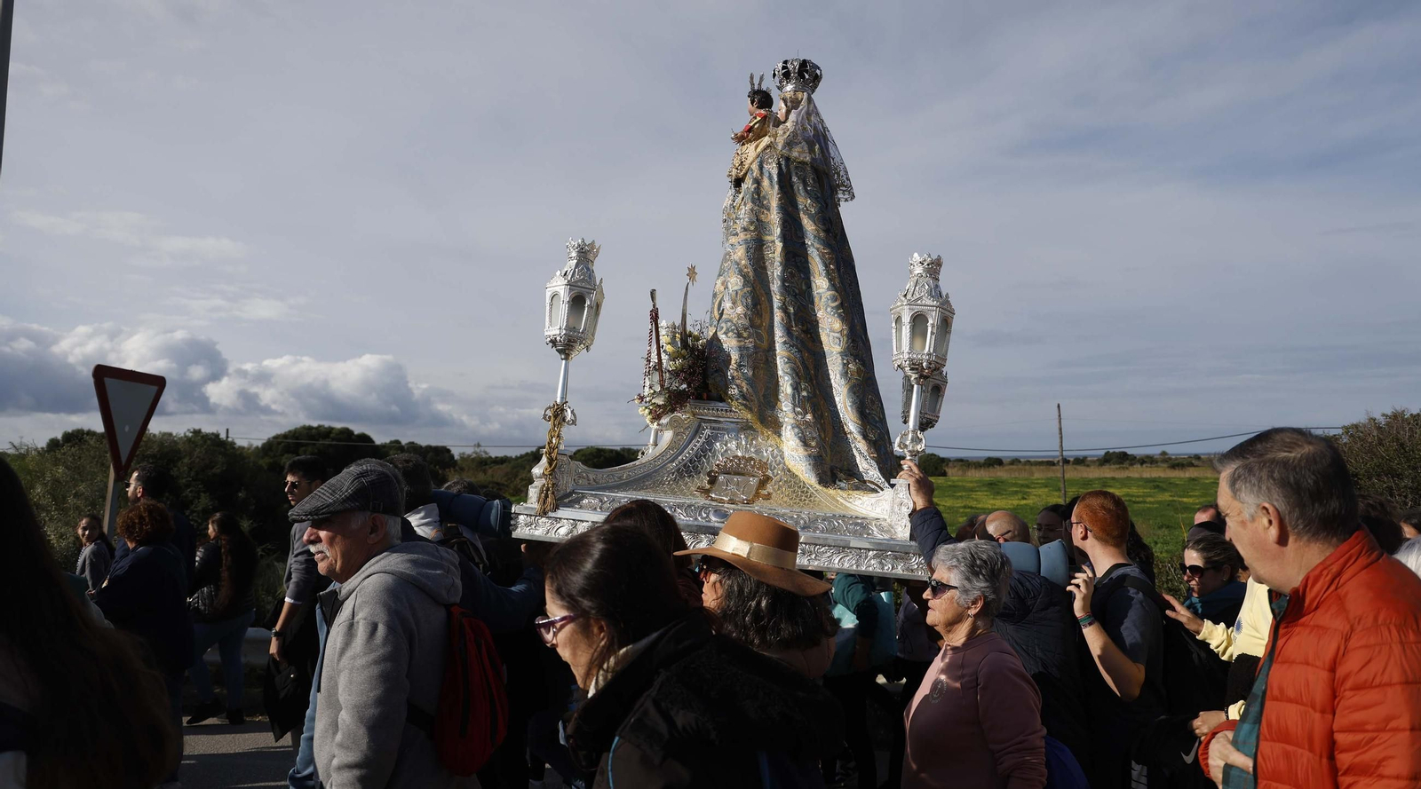 Fotos de la llegada de la Virgen de la Luz a Tarifa por su 275 aniversario como patrona