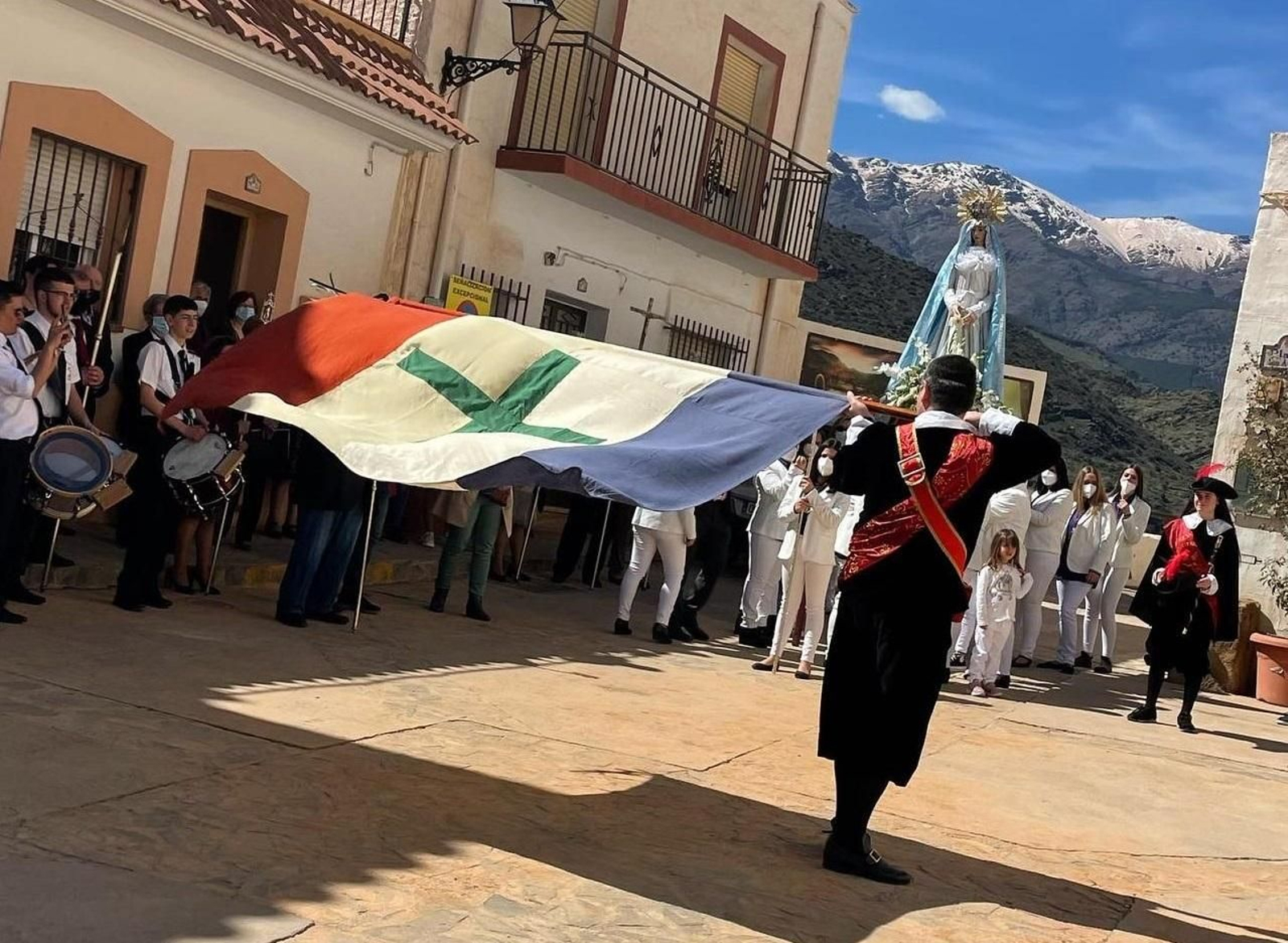 Procesión del Domingo de Resurrección en Abla.