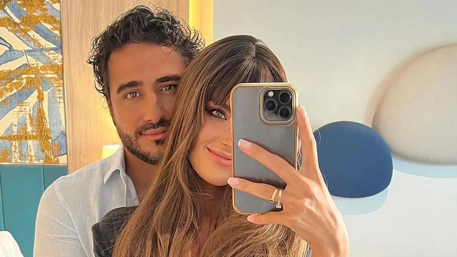 Así ha sido la historia de amor entre Alvise y Andrea de las Heras