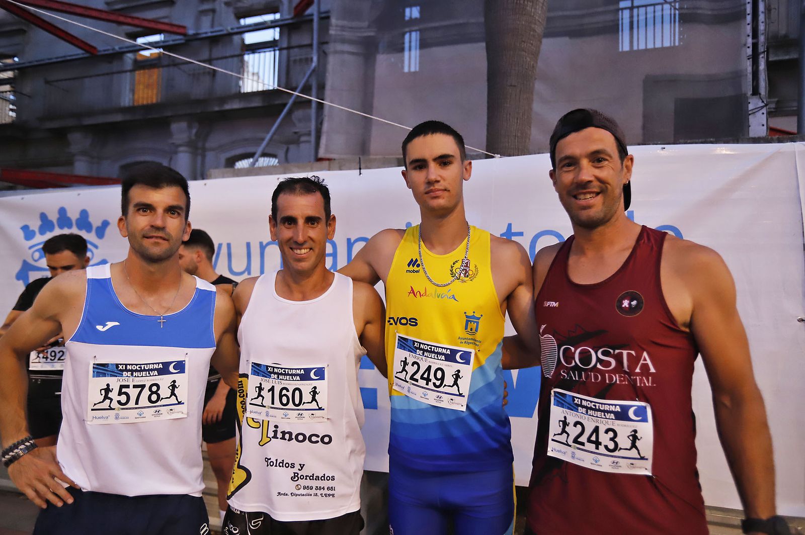 Imágenes de la Carrera Nocturna de Huelva