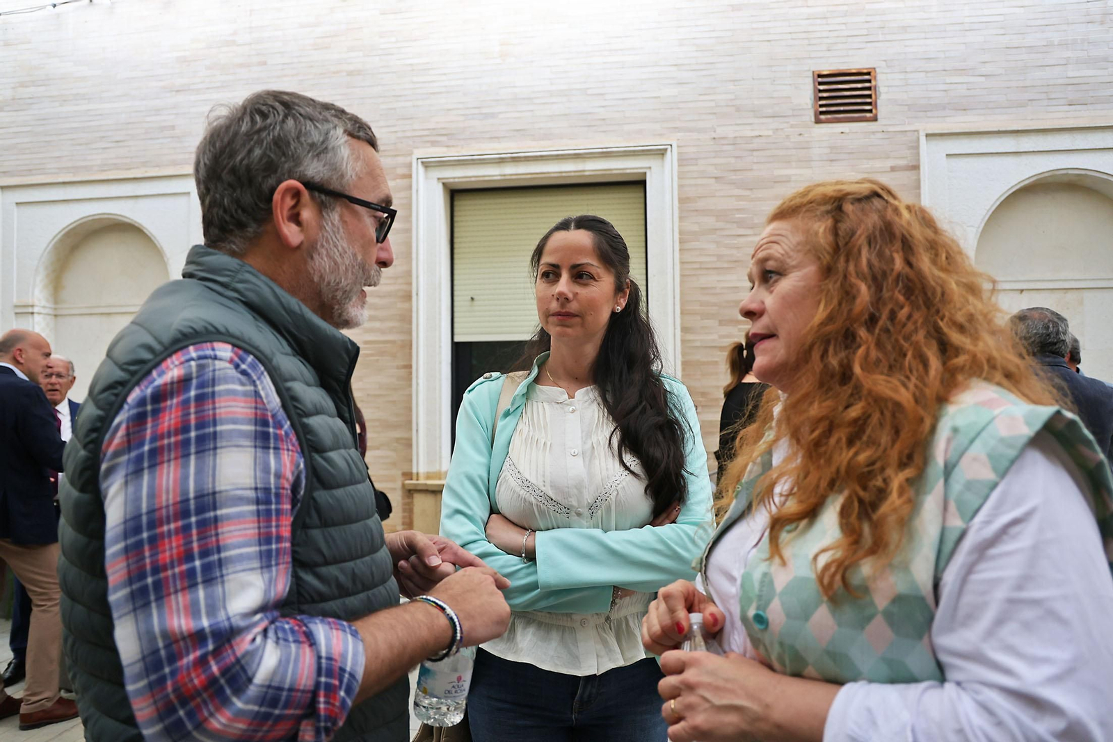 Imágenes de la presentación la Guía de Semana Santa de Huelva Información 2025