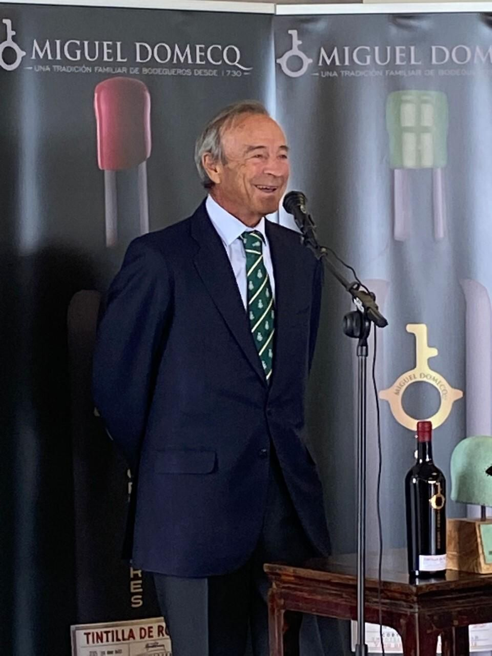 El bodeguero Miguel Domecq, durante la presentación del nuevo vino. El bodeguero Miguel Domecq, durante la presentación del nuevo vino.