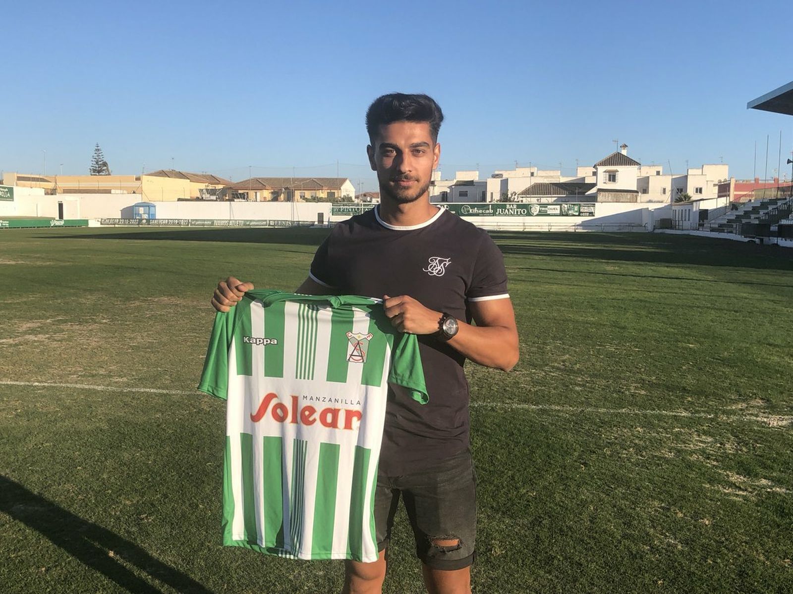Eduard Calin se estrenó como goleador con la elástica verdiblanca contra el Sevilla Atlético.