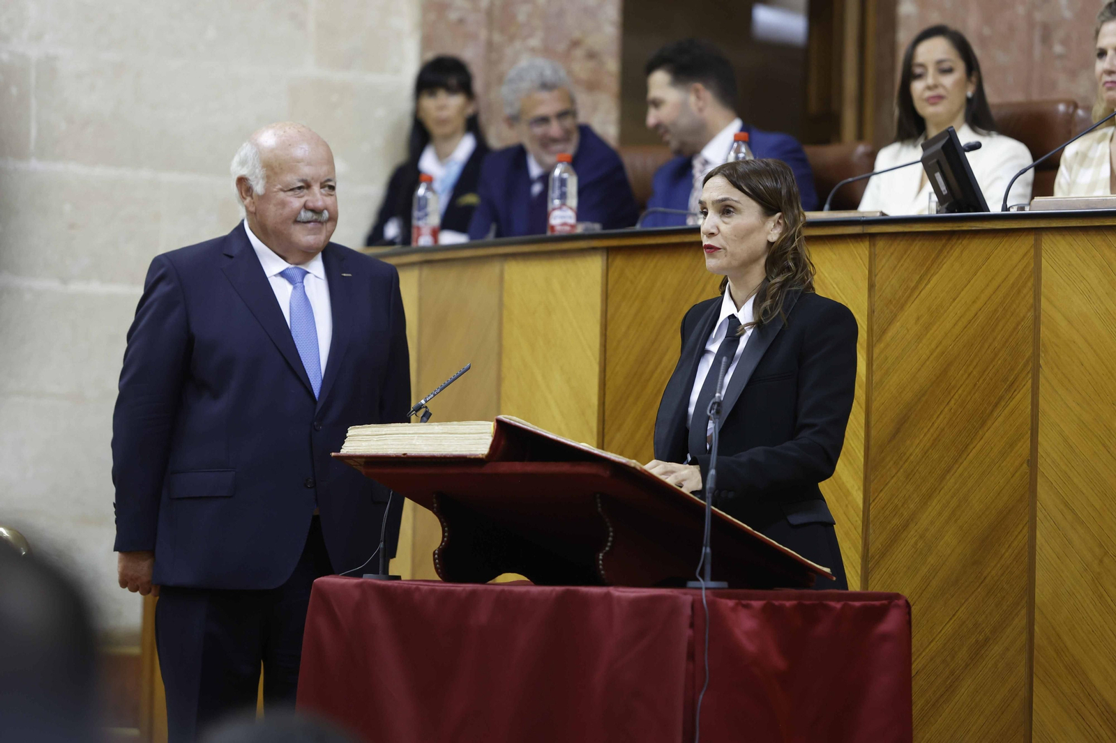 La constitución del Parlamento andaluz, todas las imágenes
