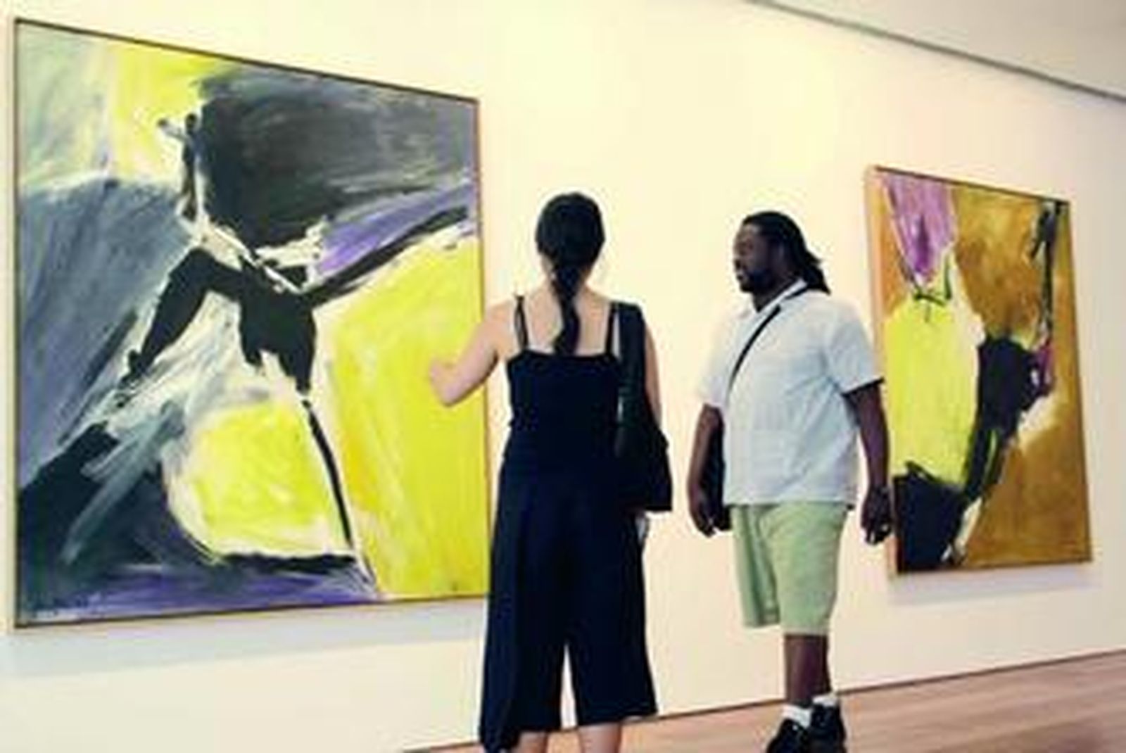 Mucho público se interesó ayer por el futuro del Centro José Guerrero.