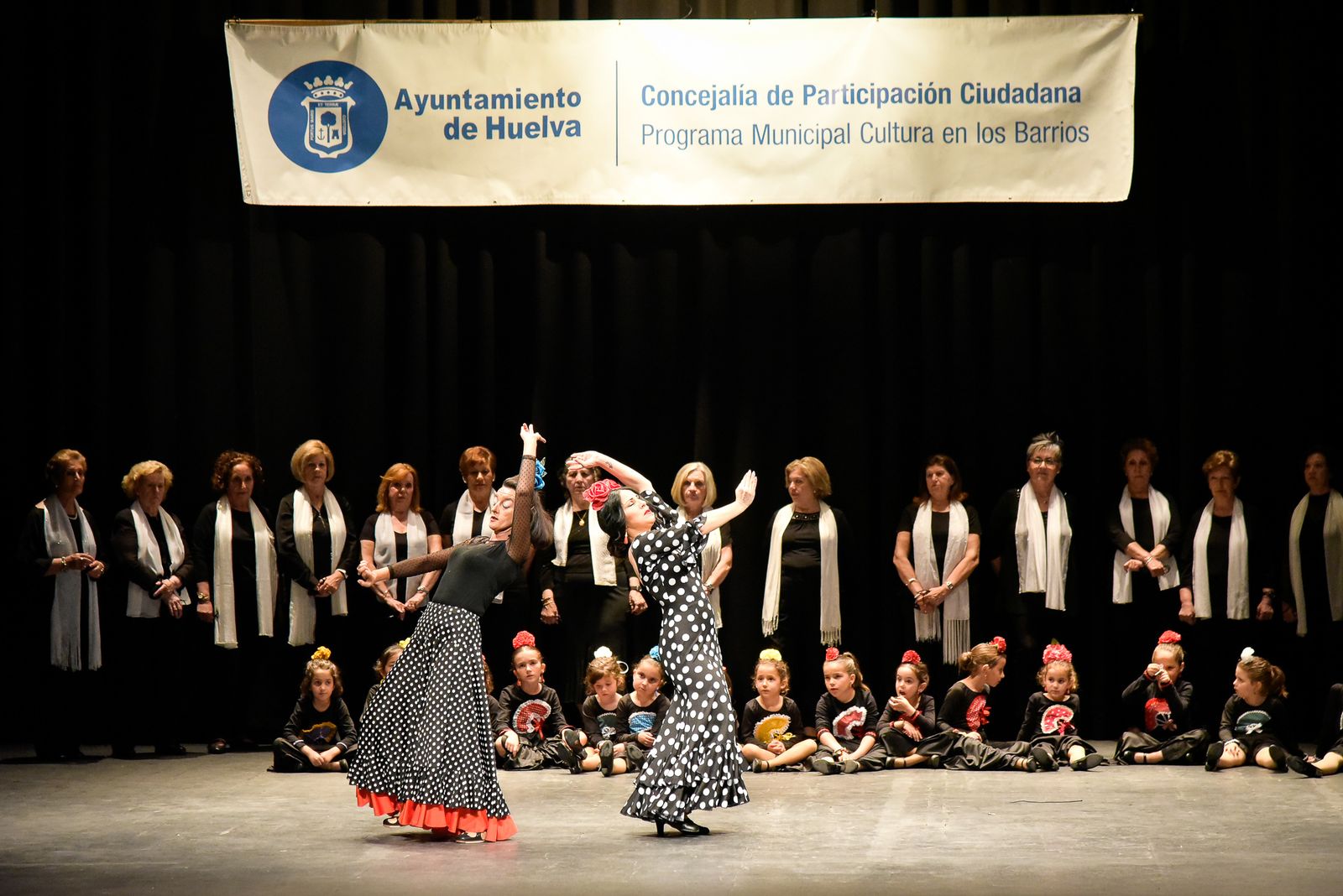 Imágenes de las actividades fin de curso en Cultura en los Barrios