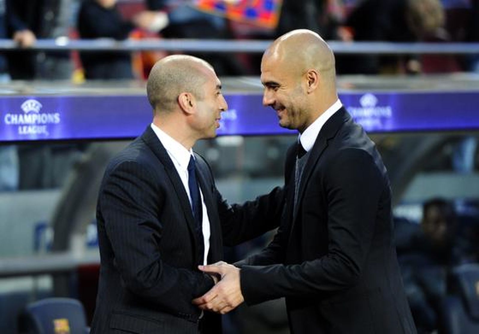 Guardiola saluda a Di Matteo. / AFP