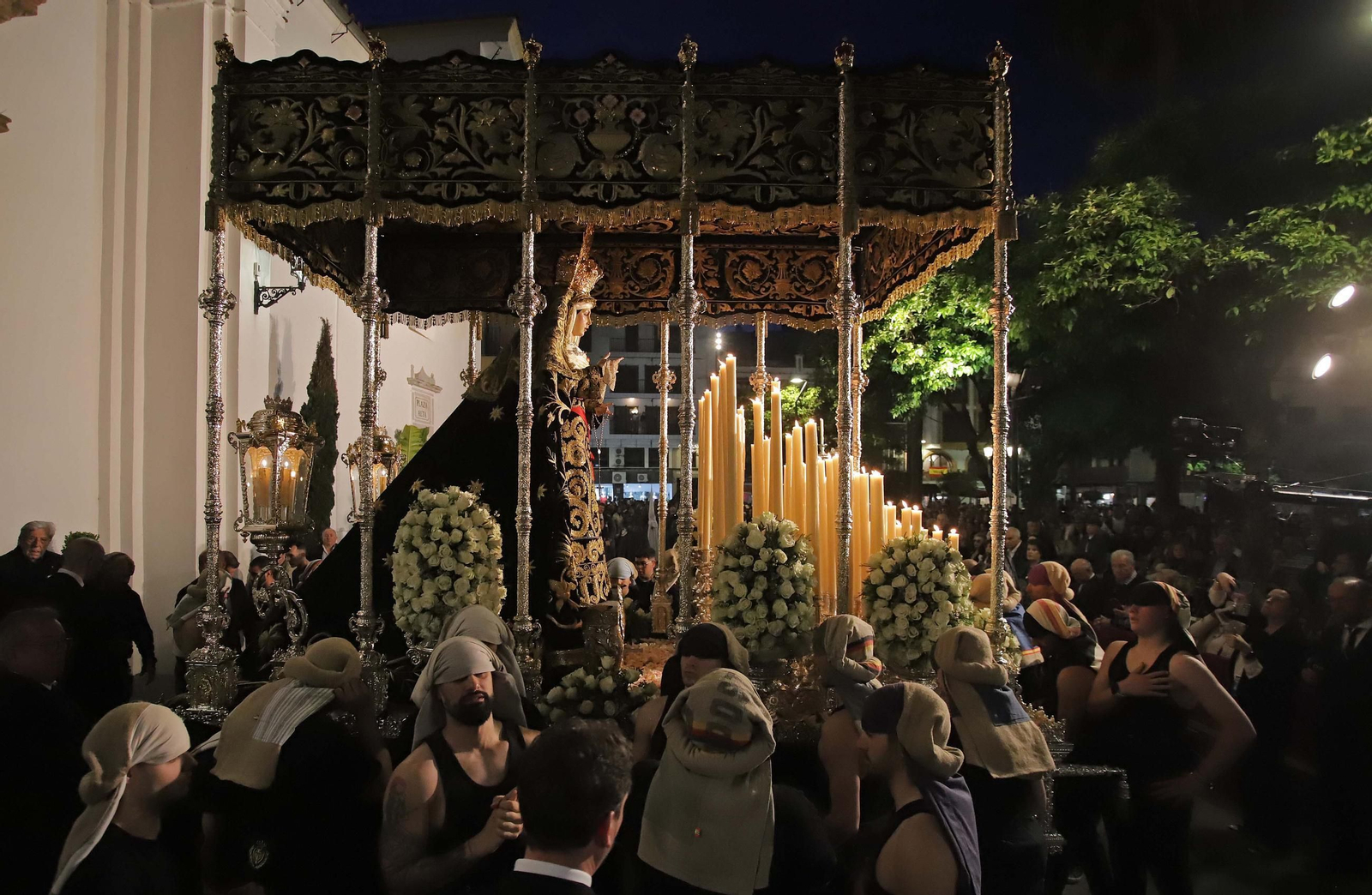 Fotos del Viernes Santo en Algeciras: Santo Entierro, Misericordia y Sagrada Mortaja