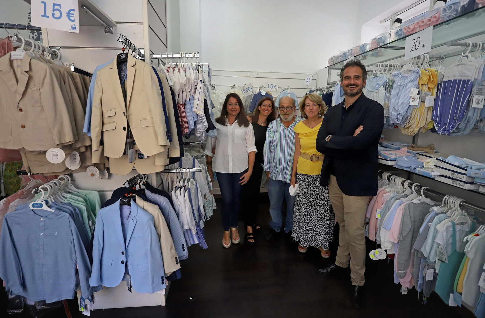 Andrés Contreras (centro) con su familia en Locotren