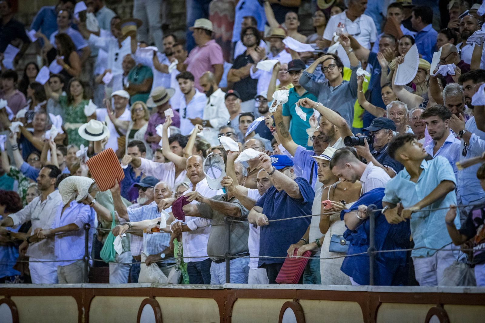 Daniel Crespo, Manzanares y Juan Ortega, en la plaza de toros de El Puerto