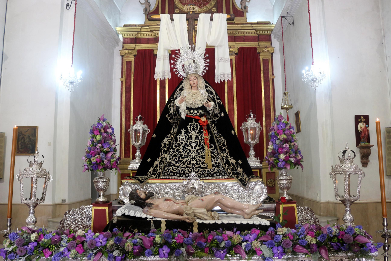 Virgen de la Soledad y Cristo Yacente de Puerto Real
