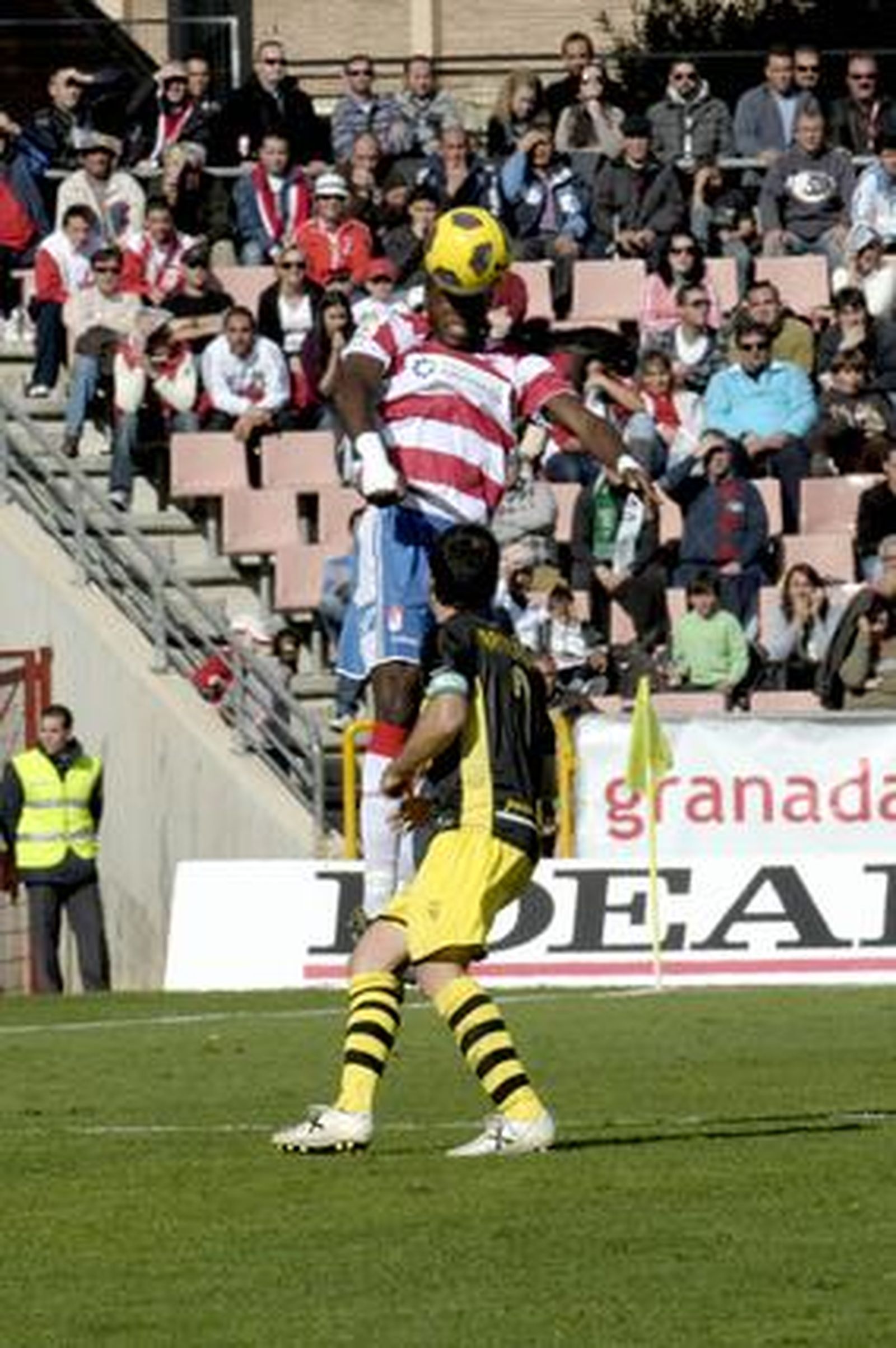 El Granada saca un punto ante el Córdoba

Foto: J.Ochando