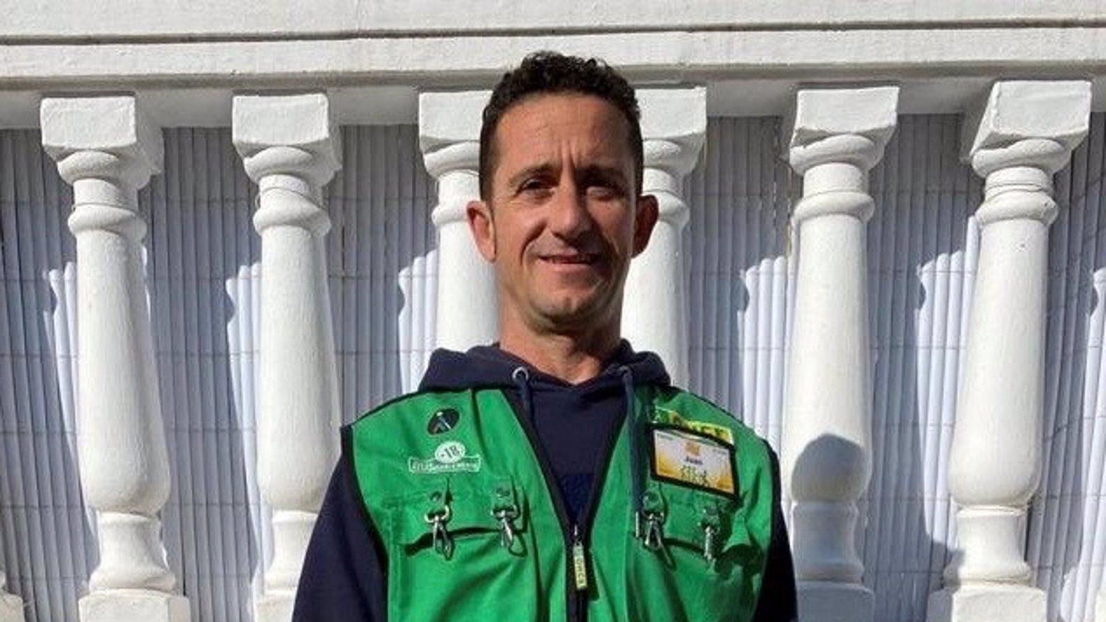 Juan Lorenzo Rojas, vendedor de la ONCE en Linares.