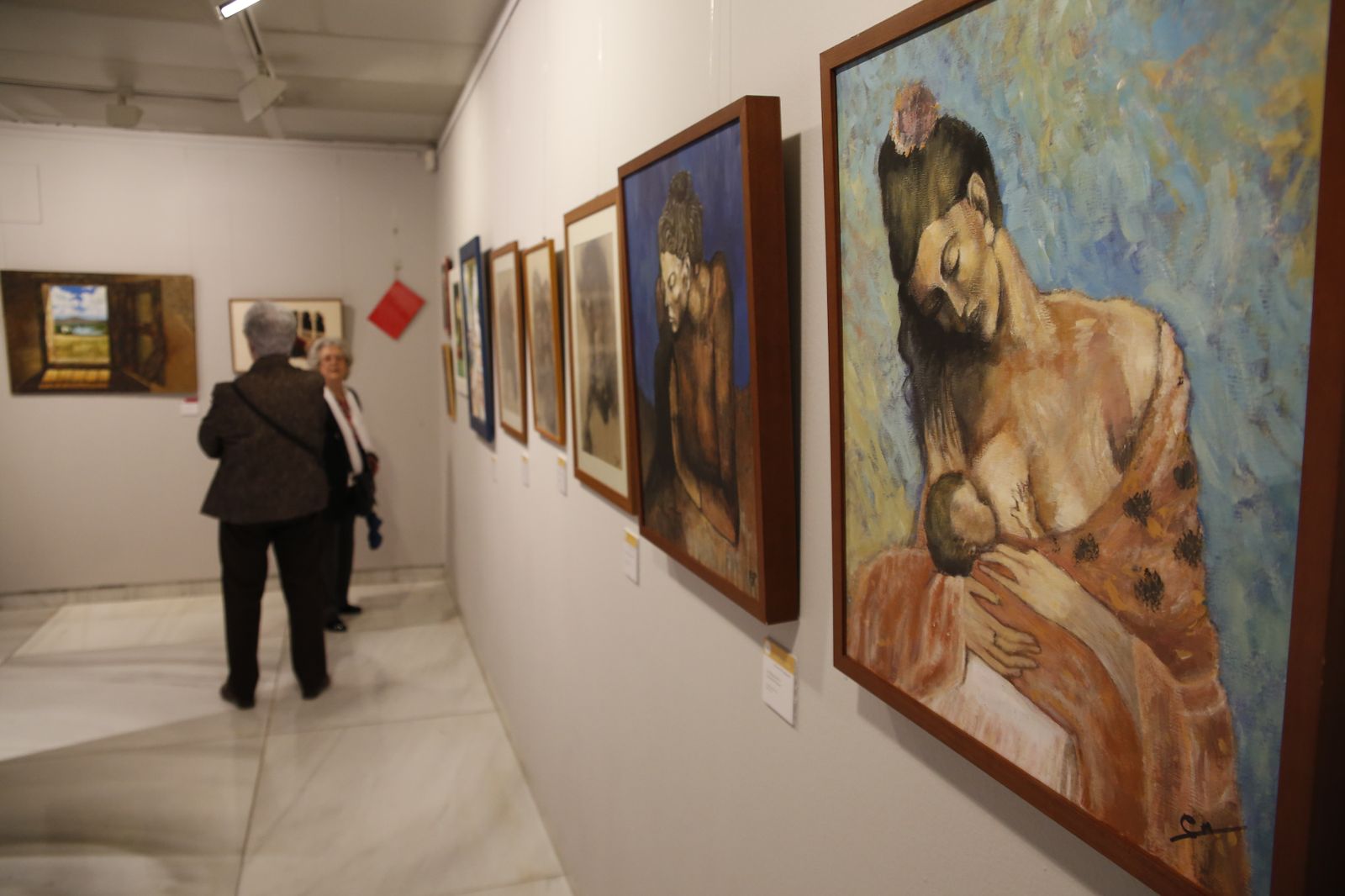 Exposición de los alumnos de Zaafra con fines solidarios en Caja Rural.