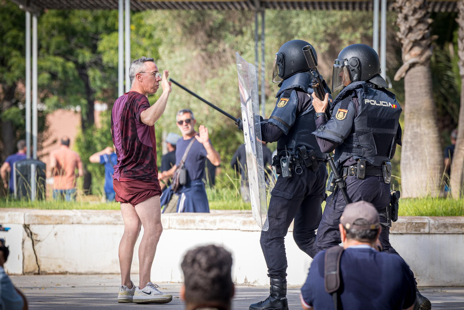 Imágenes del primer día de huelga de los trabajadores del sector del metal en Cádiz Imágenes del primer día de huelga de los trabajadores del sector del metal en Cádiz