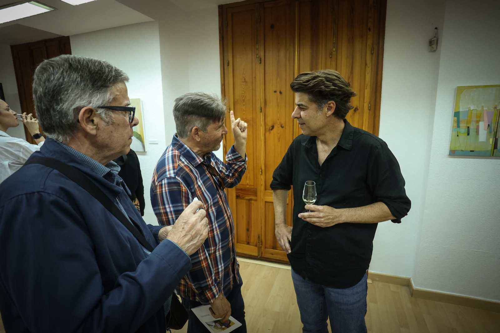 Imágenes de la inauguración de la exposición de Pepe Márquez en la sala ArteAdiario