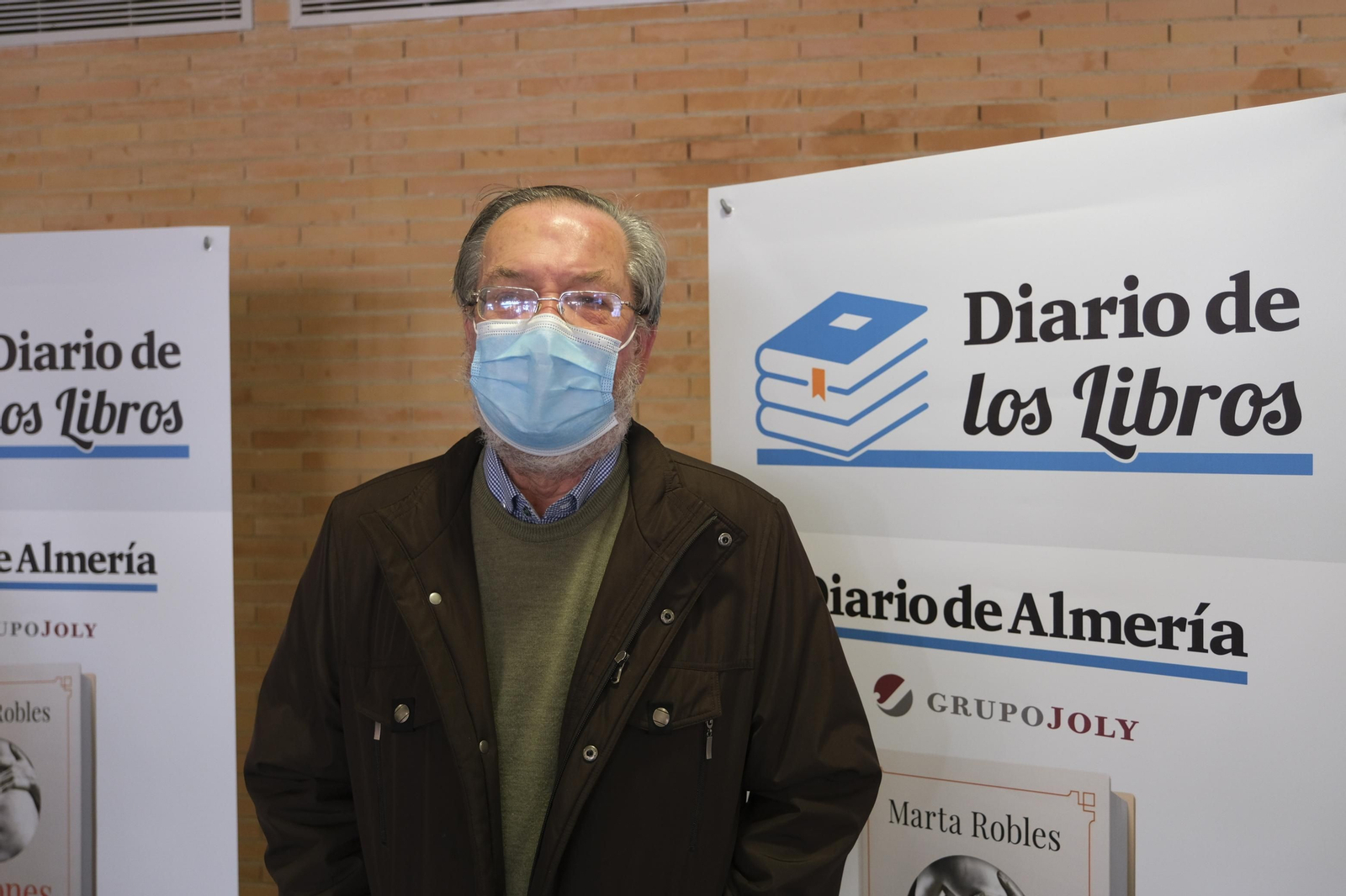 Fotogalería Diario de los Libros, con Marta Robles y su obra 'Pasiones carnales'