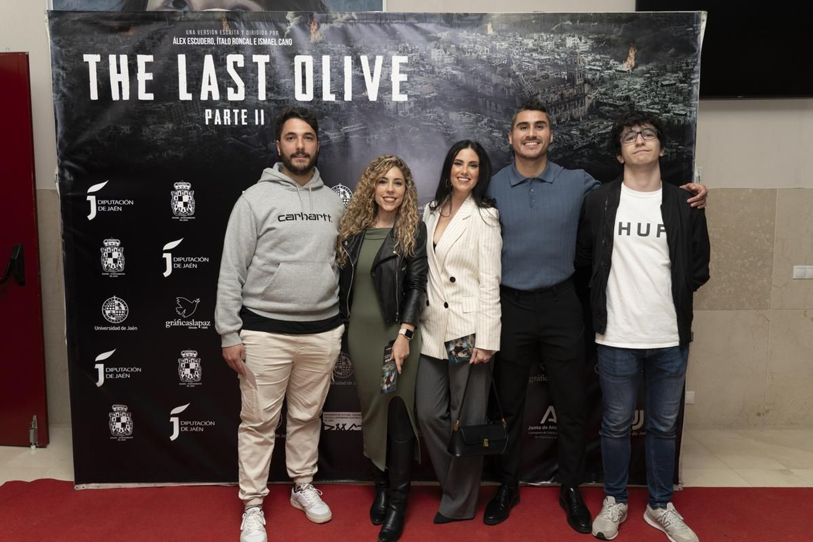 Imágenes de una noche para el recuerdo: así fue la premier de The Last Olive