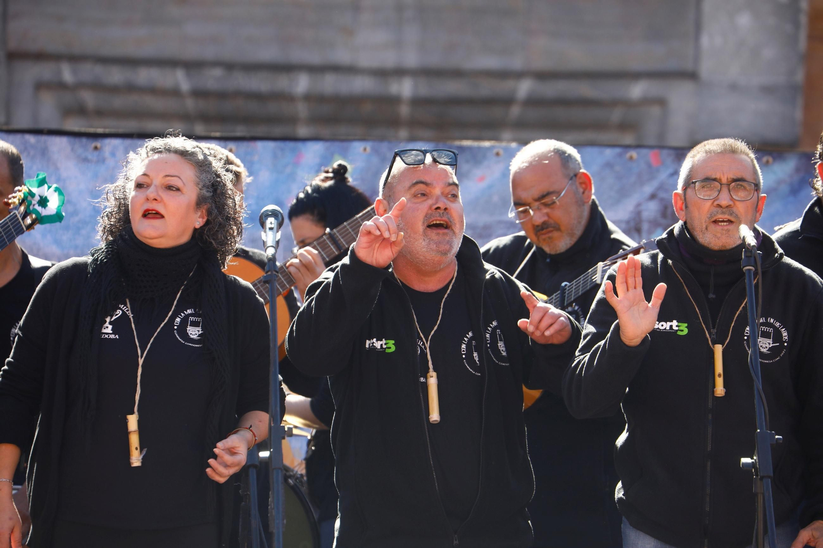 Las mejores imágenes de la salmorejá que da comienzo al Carnaval de Córdoba 2025