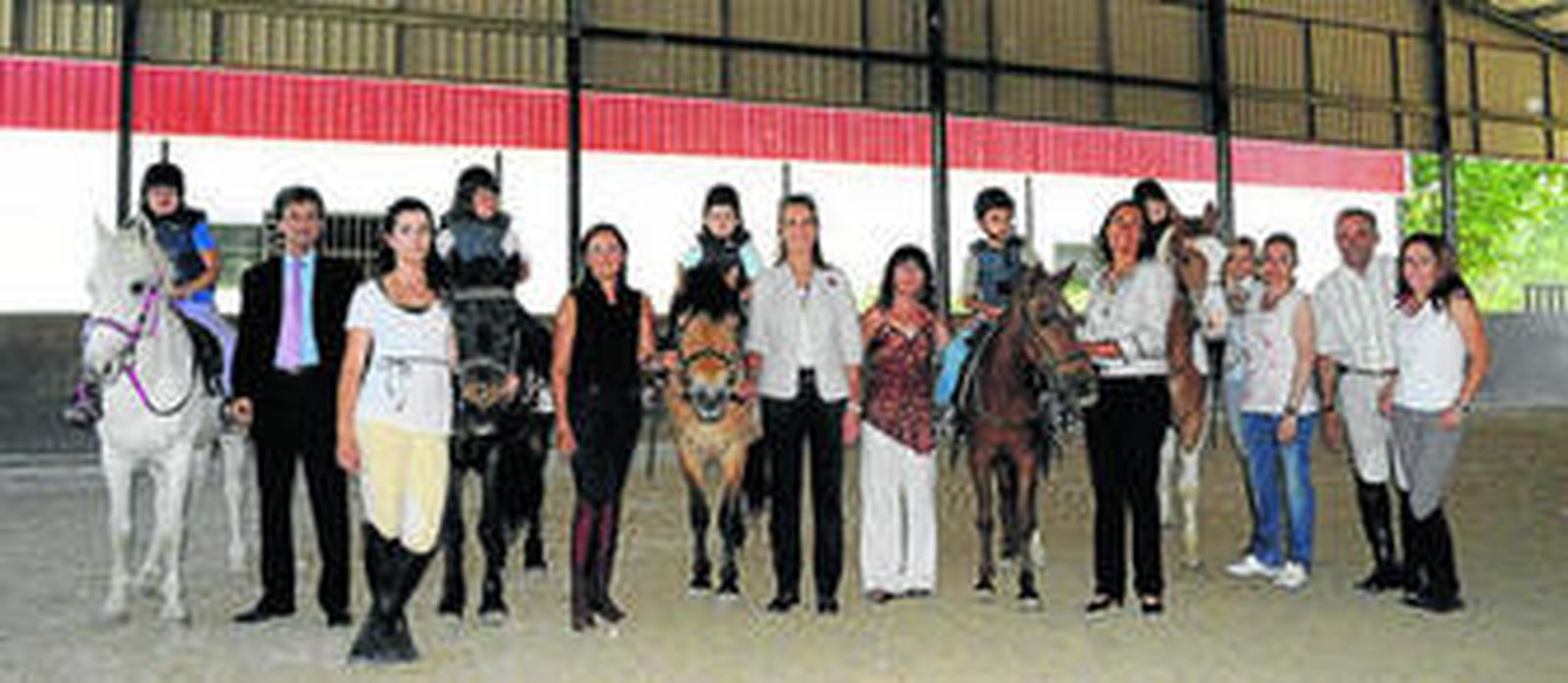 El centro ecuestre Poni Club recibe una visita Real
