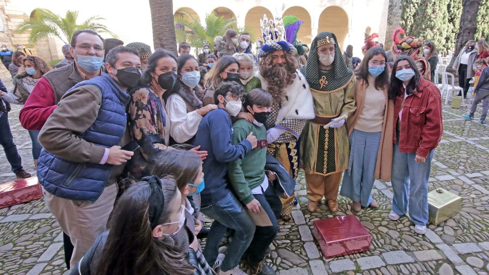 Coronación de los Reyes Magos de Jerez en el Alcázar