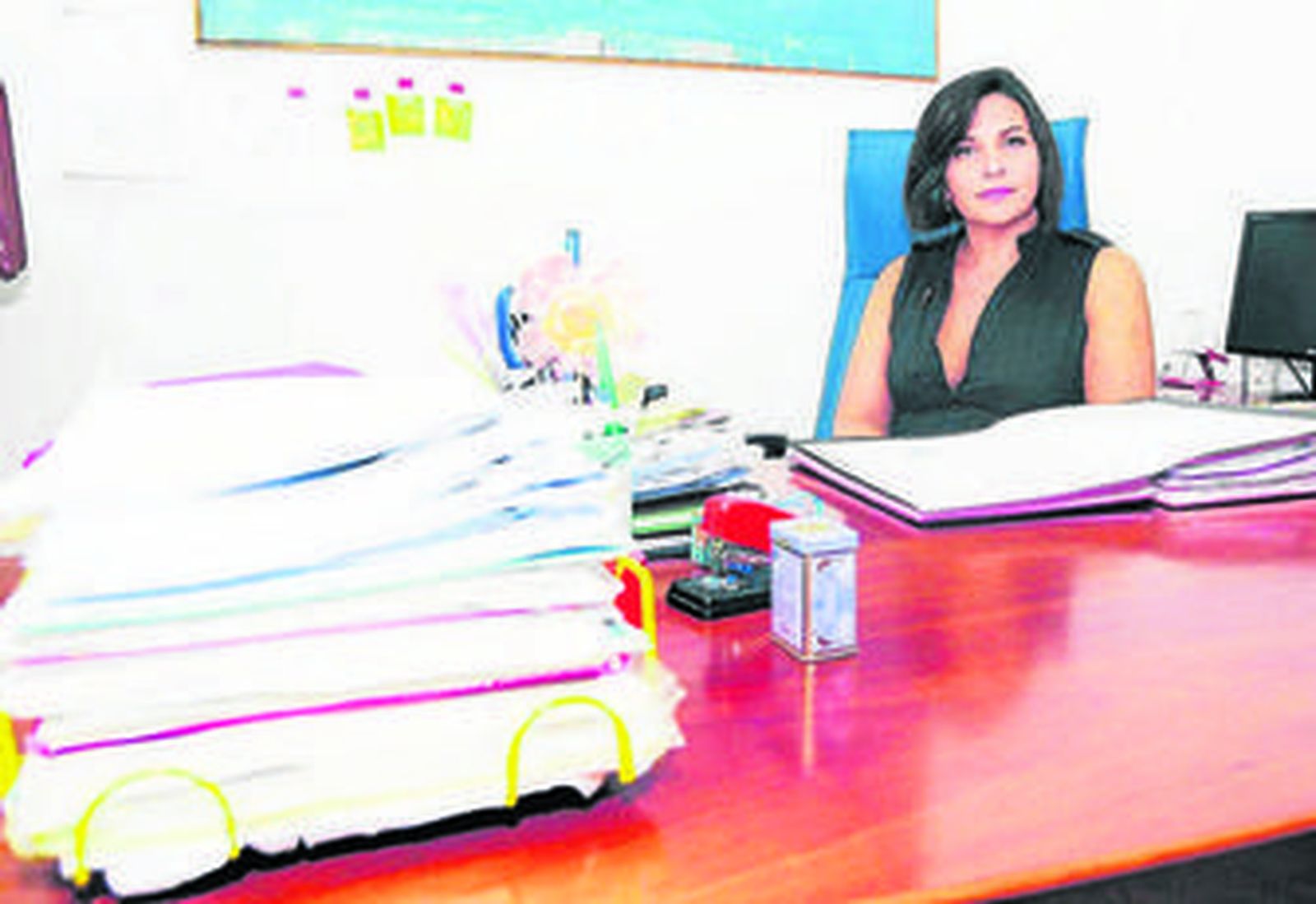 Paloma López Zurita en su despacho de la facultad.