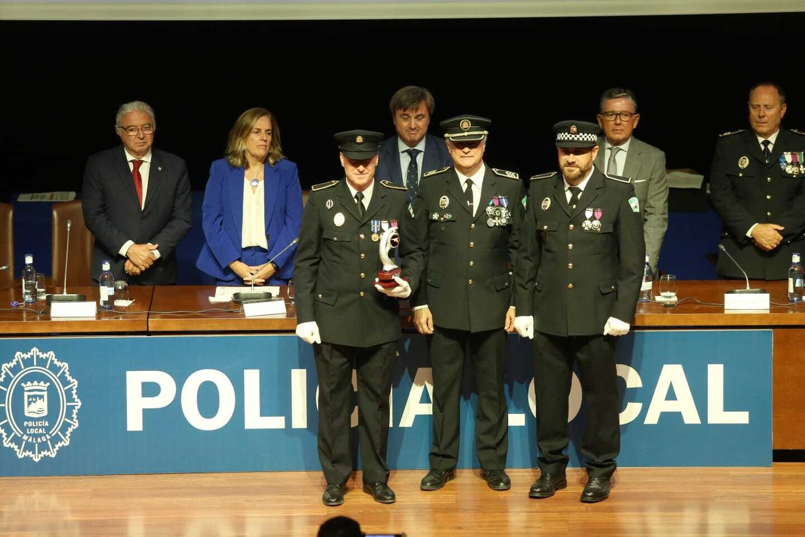Las imágenes del acto de distinción de agentes de la Policía Local de Málaga en el día de su patrón