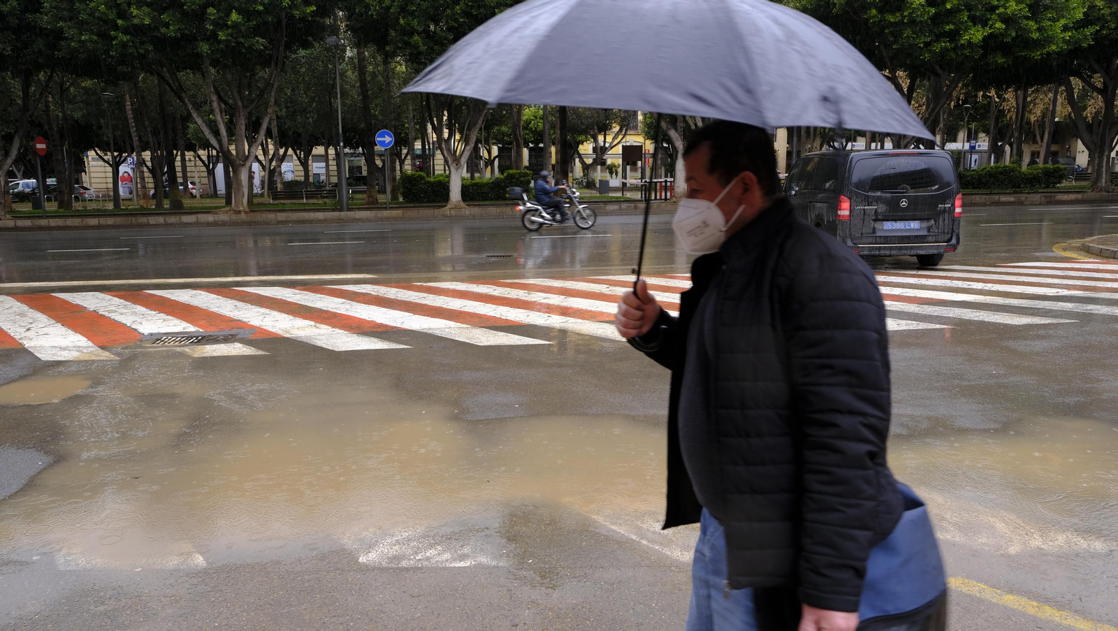 Fotogalería de la lluvia en Almería.